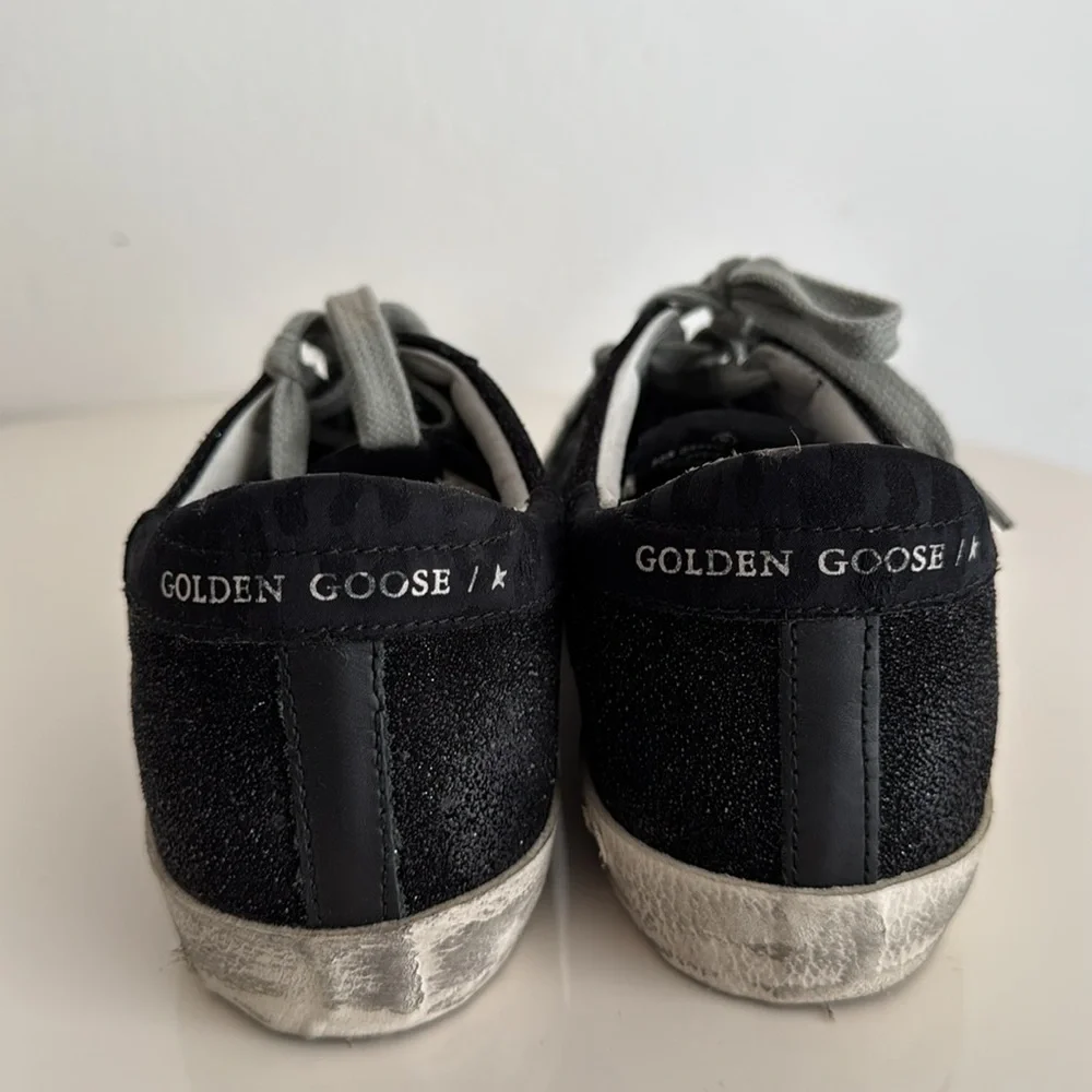 Golden Goose PRIVATE EDT Size 35 Sneakers in Excellent Condition